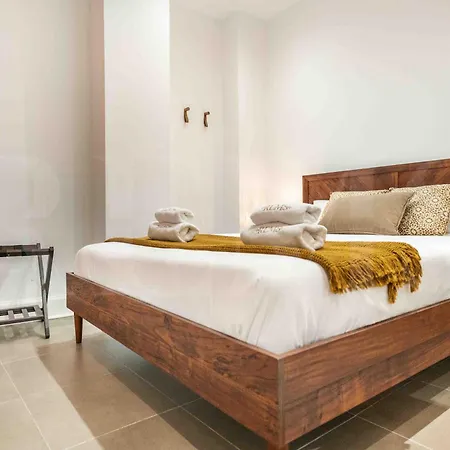 Fabulous In Historic Center By Rems *