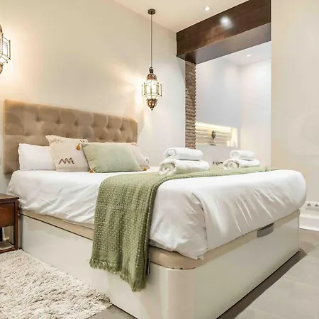 Fabulous In Historic Center By Rems *